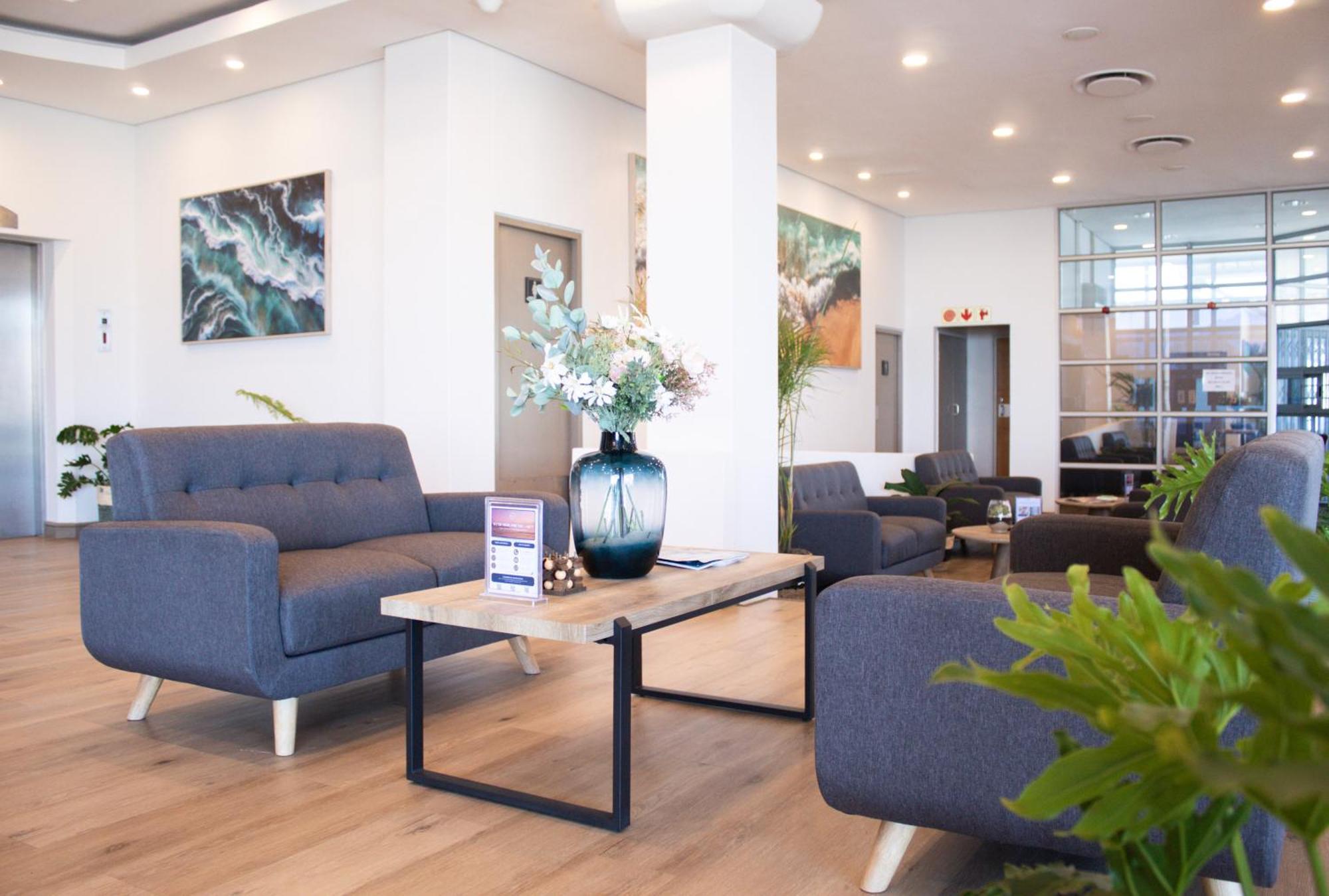 Hotel Ocean Breeze