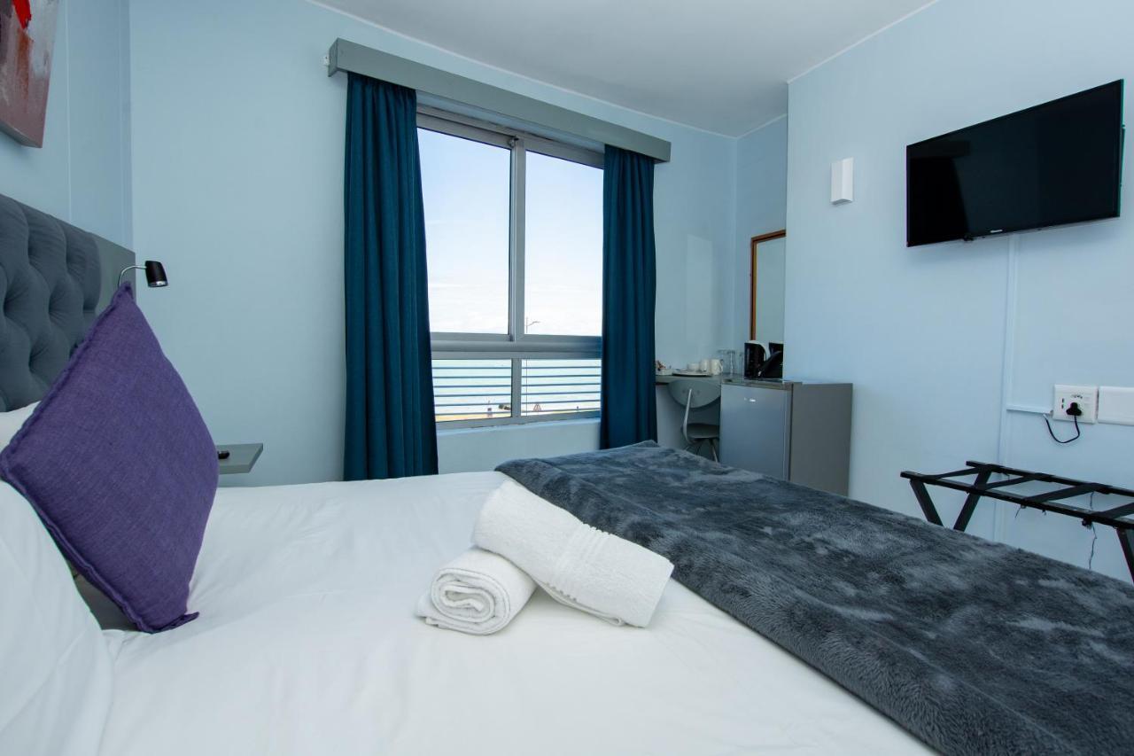 Ocean Breeze Hotel