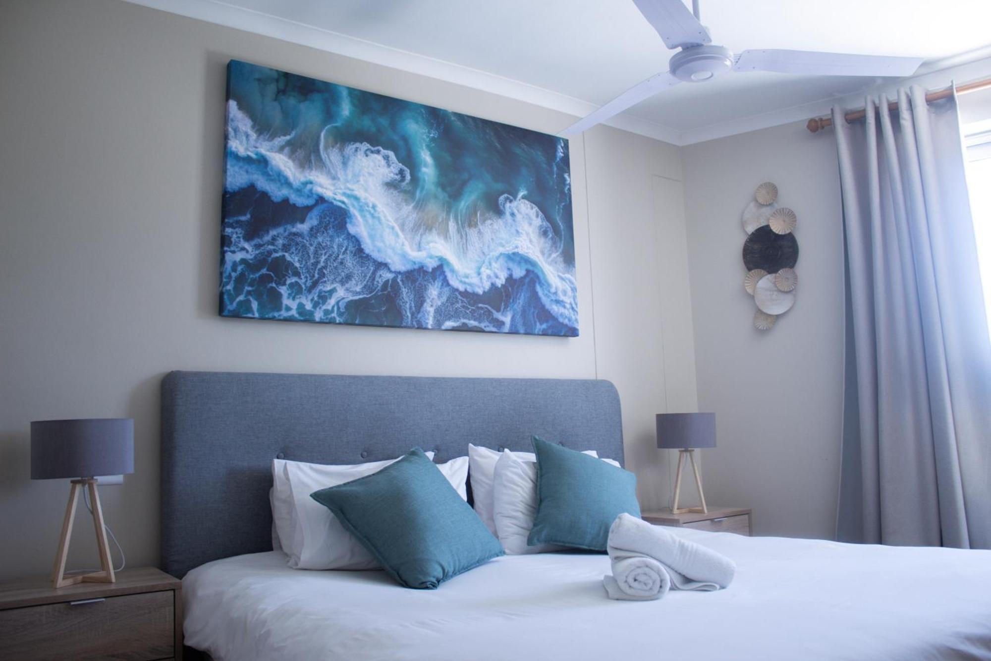 Ocean Breeze Hotel 3*