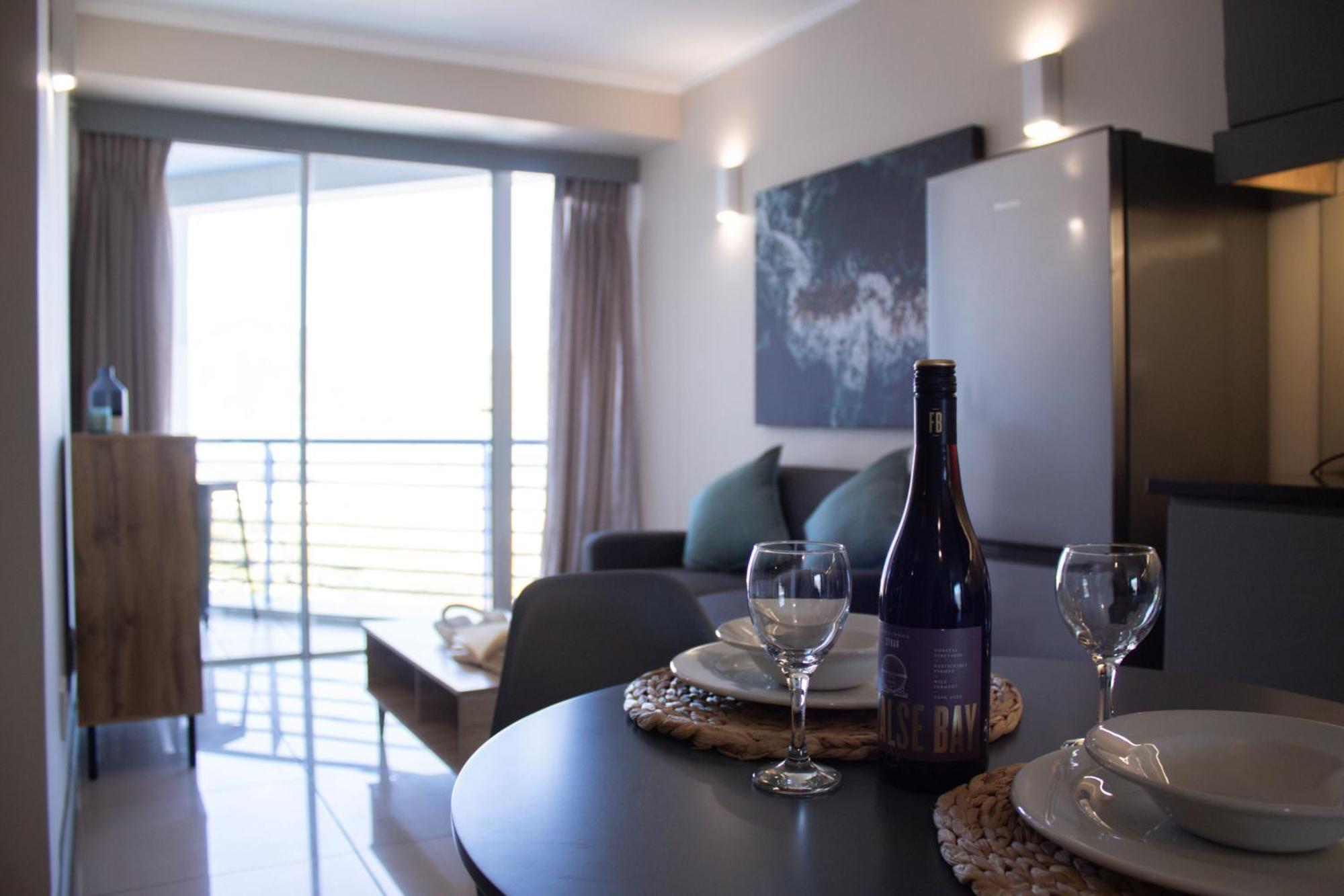 Hotel Ocean Breeze Strand