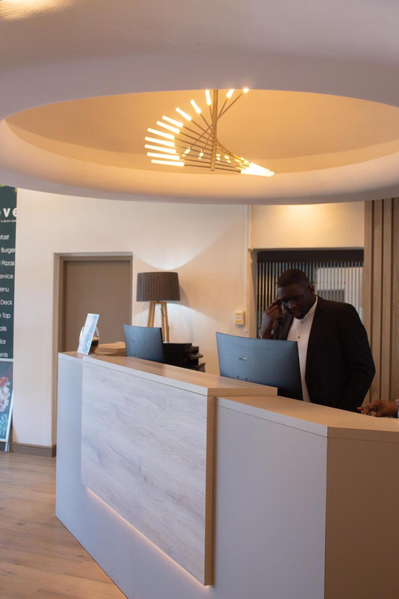 Ocean Breeze Hotel 3*